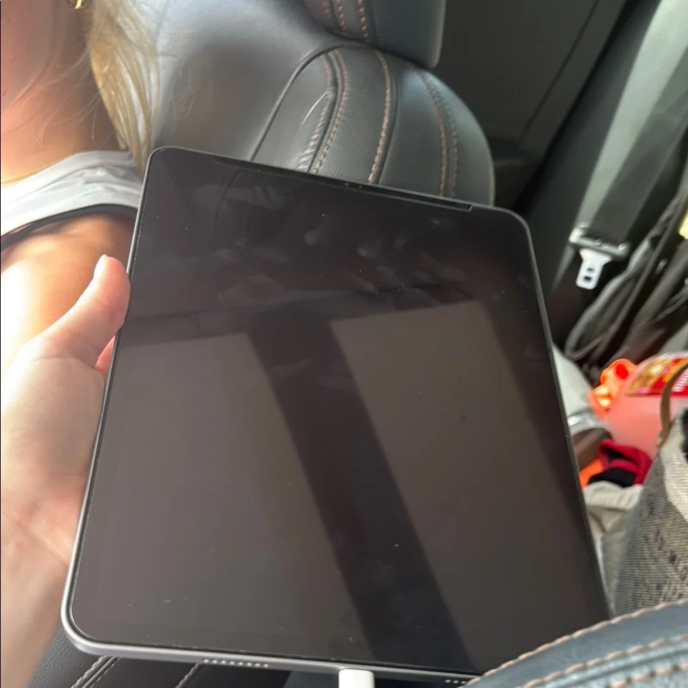 Apple Silver Tablet Sleek Design Portable
